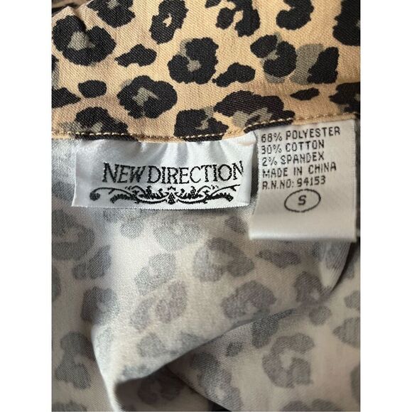New Direction Women’s S Leopard Print Button Front Stretch Crop Jacket - Picture 5 of 8